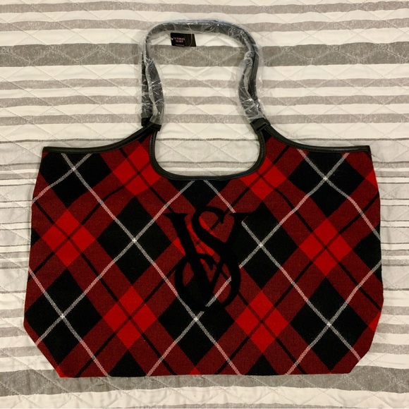 Victoria’s Secret Limited Edition Holiday Tote Bag - Picture 1 of 9